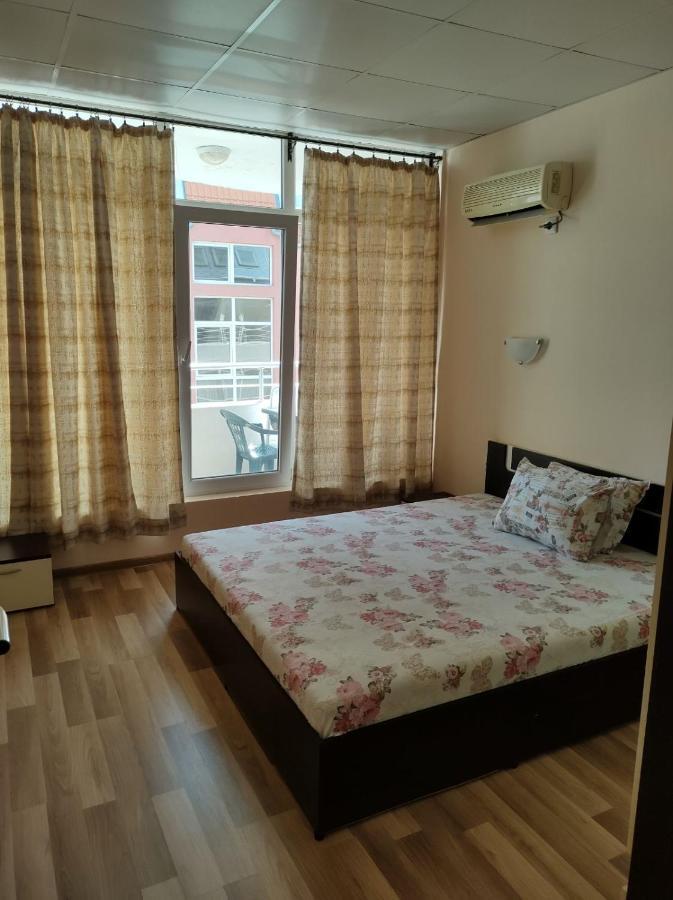 Dunav-Lazur Apt.5 رافدا المظهر الخارجي الصورة